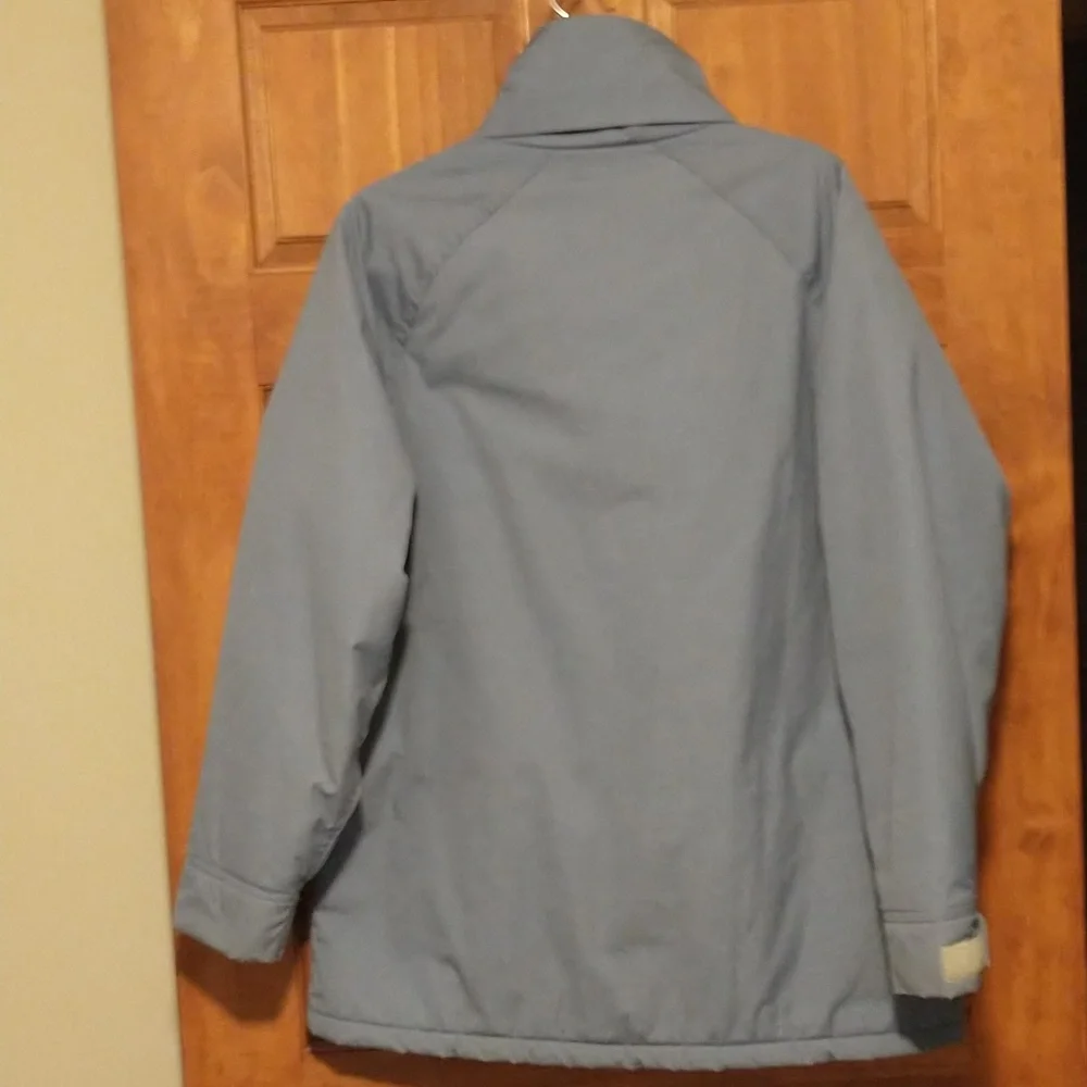 Woolrich woman's size L heavy quilted lined winter parka coat in periwinkle blue - Picture 15 of 16